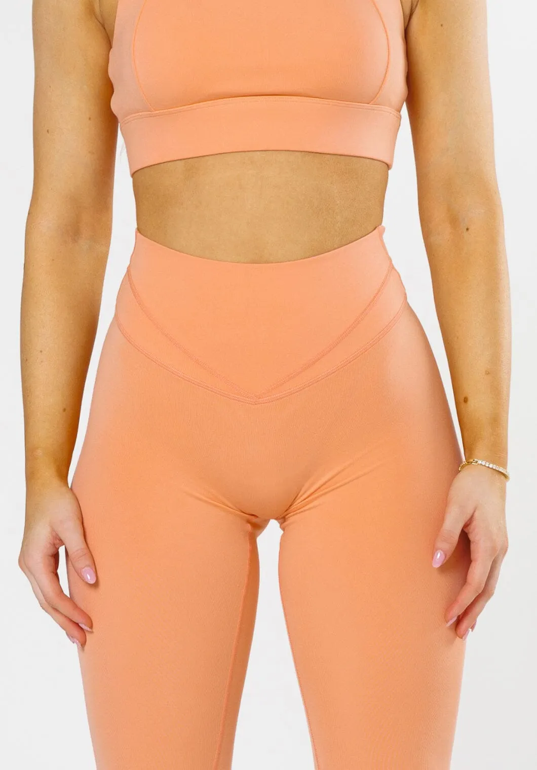 Reluna™ Icon Sculptseam® Plus Legging Guava