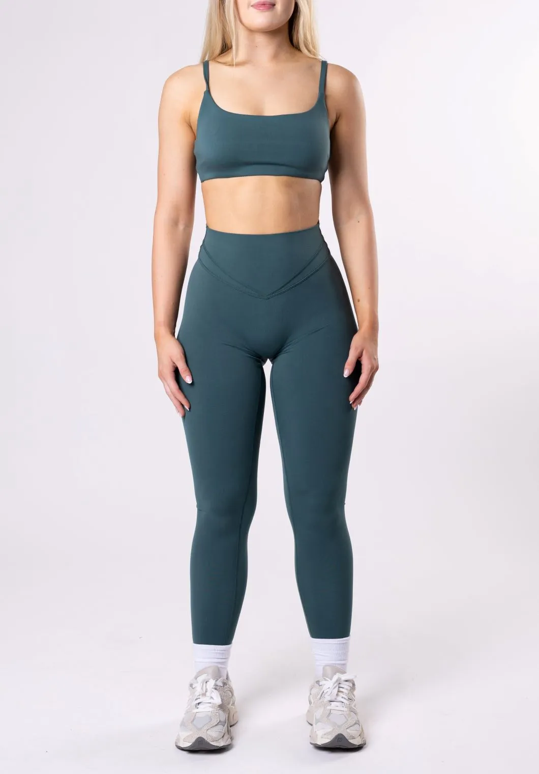 Reluna Icon Sculptseam® Plus Legging Ivy