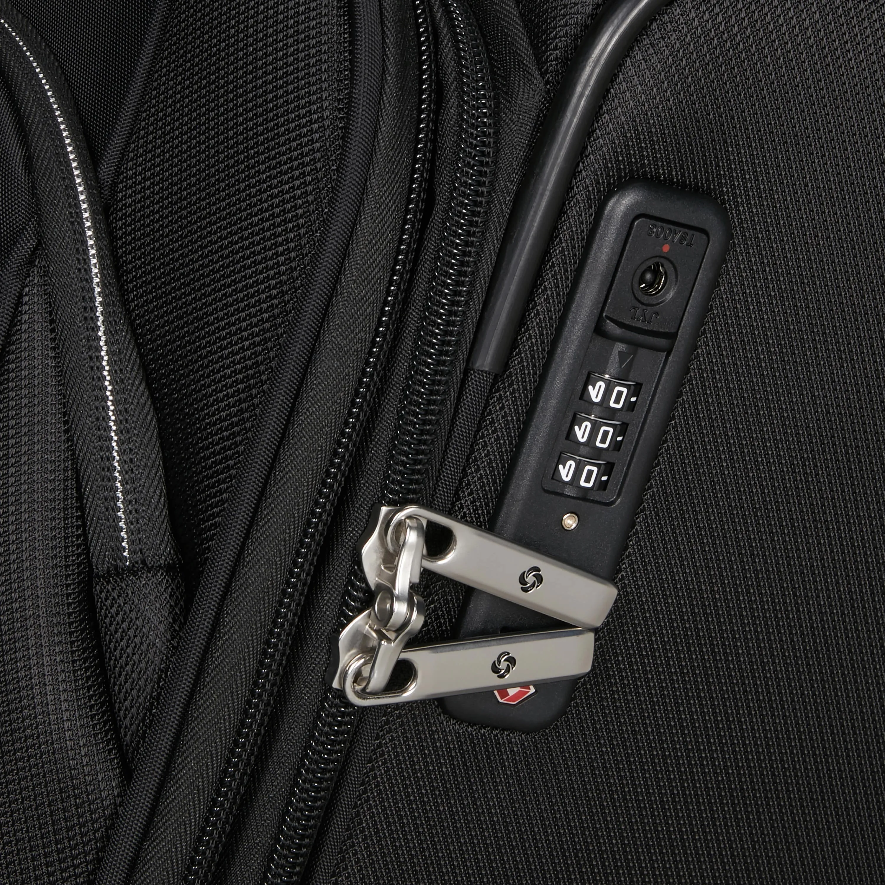 Samsonite Re-Lite Spinner Expandable Medium Luggage