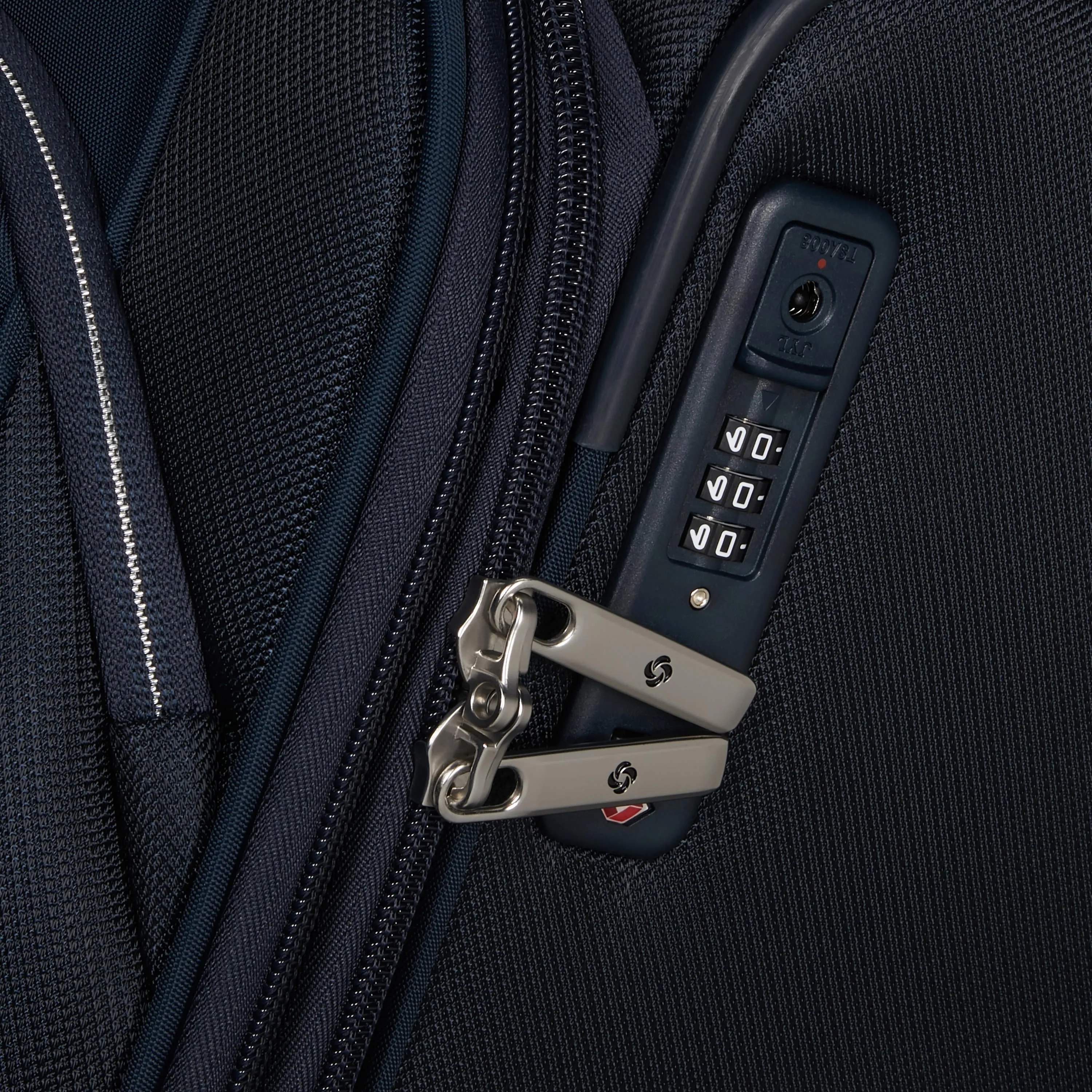 Samsonite Re-Lite Spinner Expandable Medium Luggage